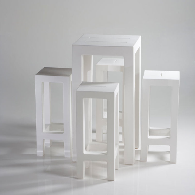 Sleek White Jut Bar Stool for Indoor/Outdoor Elegance