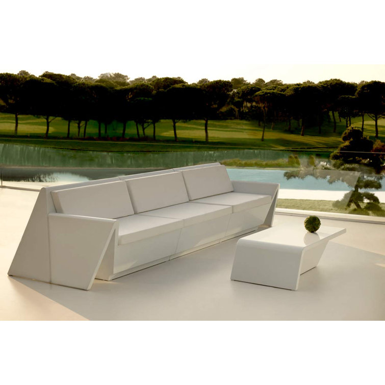 Origami-Inspired Rest Ecru Plastic Indoor/Outdoor Coffee Table