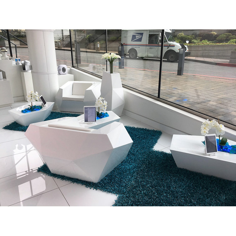 White Matte Polyethylene Hexagonal Outdoor Coffee Table