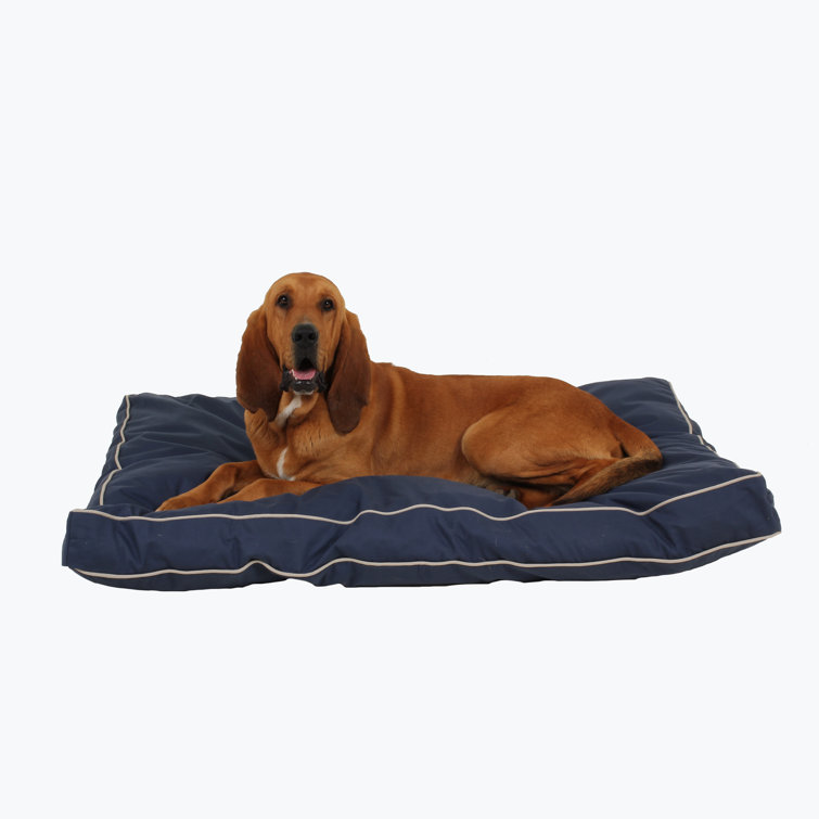Medium Red Cotton Rectangular Outdoor Pet Bed