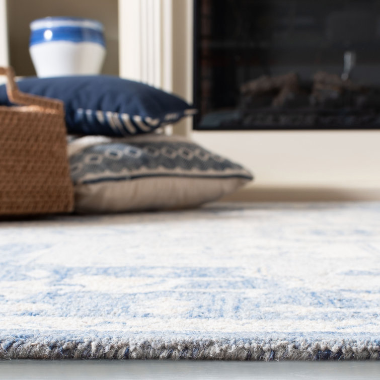 Hand-Tufted Ivory and Navy Wool Runner Rug