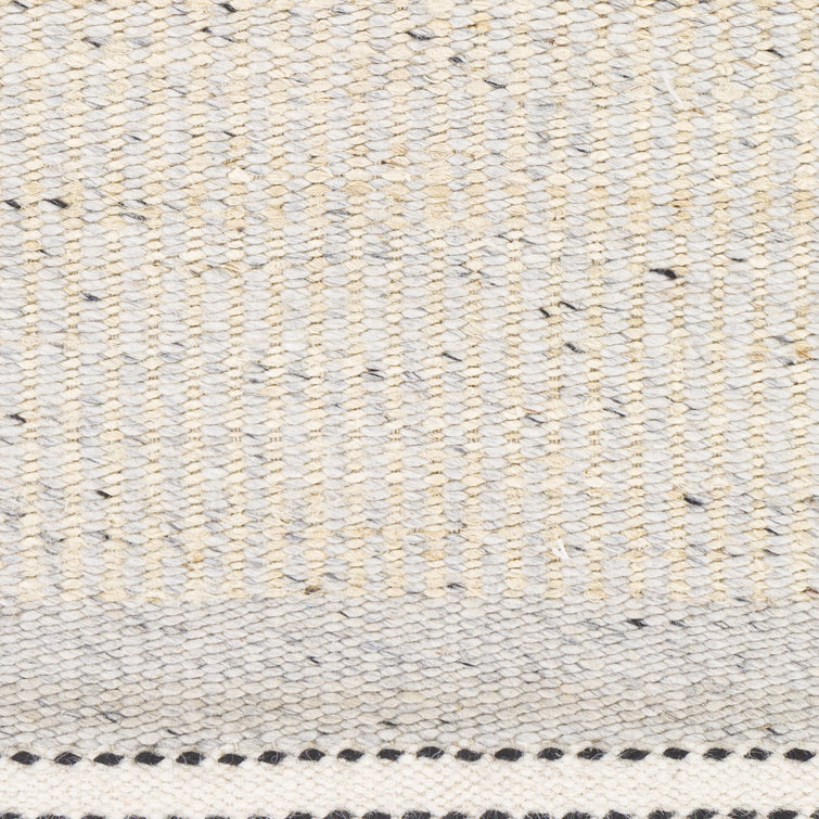 Handmade Black and Beige Wool Tufted 5' x 7' Rug