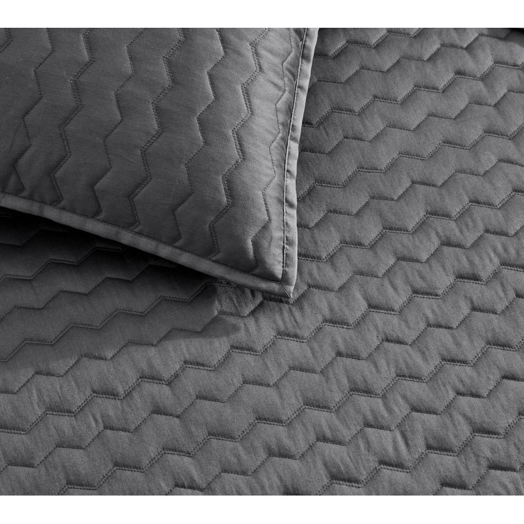 Soft Charcoal Reversible Cotton Queen Quilt Set
