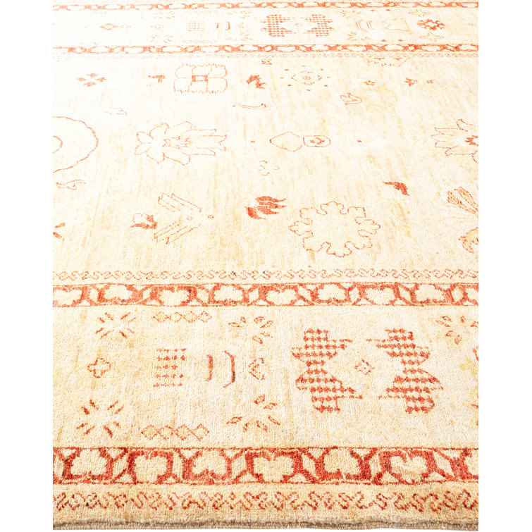 Elegant Ivory Hand-Knotted Wool Area Rug 8' x 10'