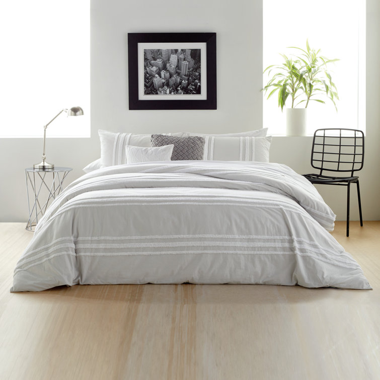 Modern Chenille Stripe 100% Cotton Full/Queen Comforter Set in Grey
