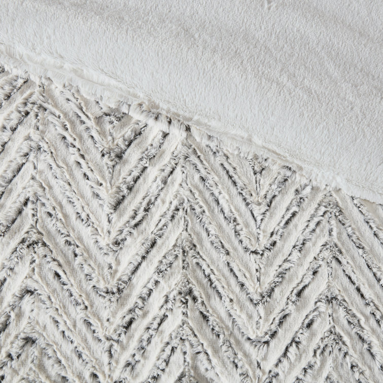 Ivory Full Reversible Plush Fur Duvet Cover Set
