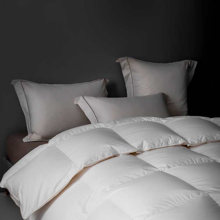 Queen White Duck Down Summer Comforter with Cotton Casing