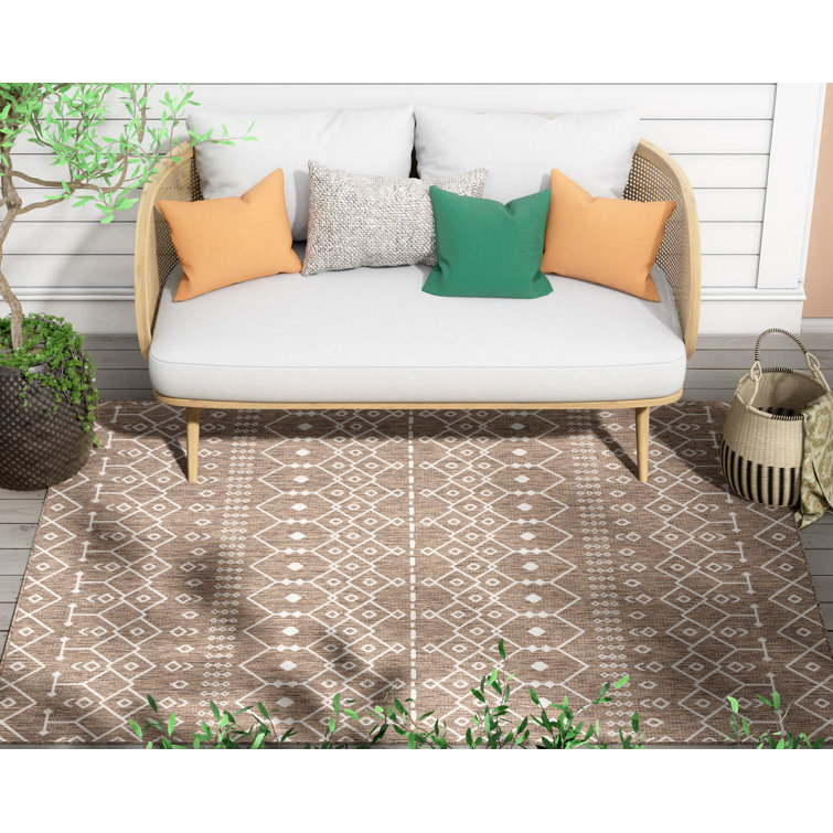Taupe Synthetic 5' x 7' Easy-Care Rectangular Area Rug