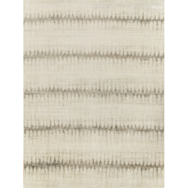 Handmade Ivory and Silver Geometric Wool and Viscose Area Rug