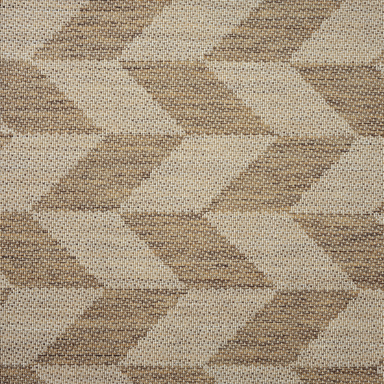 Brown and Beige Herringbone Indoor/Outdoor Area Rug 5'2" x 7'2"