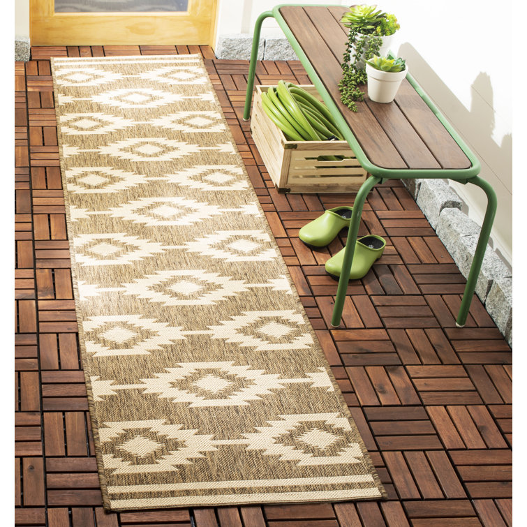 Cream and Beige Southwestern Indoor/Outdoor Runner Rug 2' x 8'