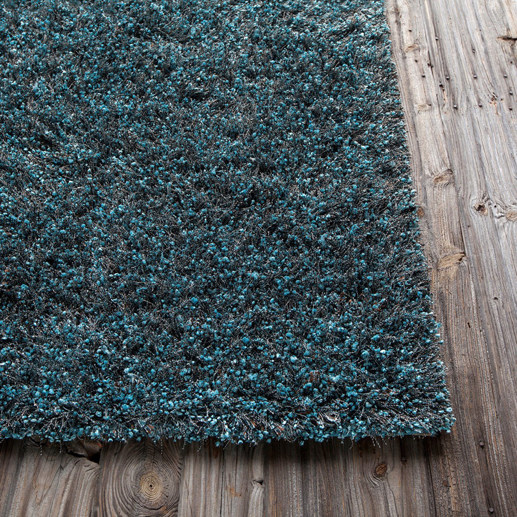 Azure Bliss Round Handwoven Shag Wool Blend Rug, 7'9"