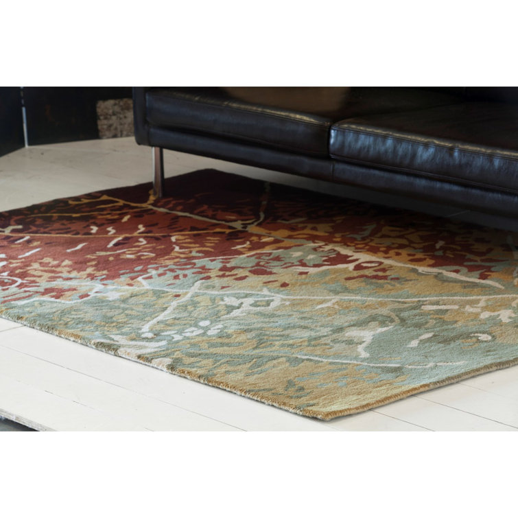 Nirvana Red and Beige Hand-Tufted Wool Rug 5' x 7'