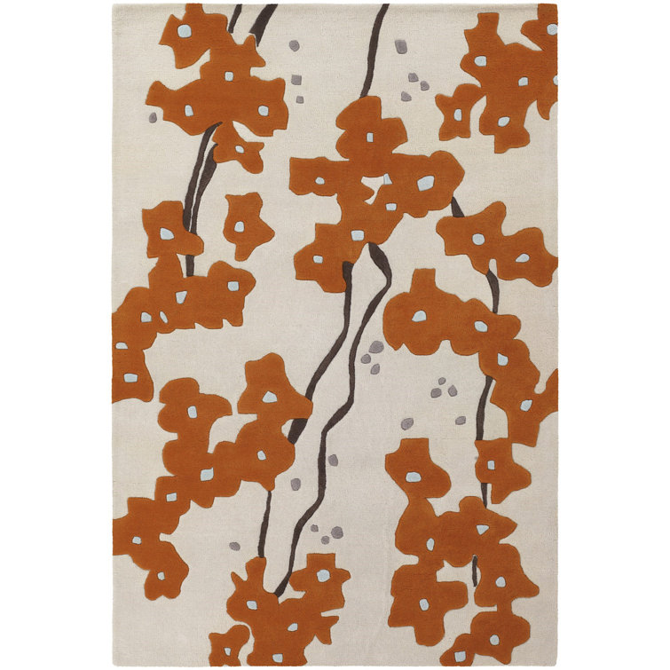 Handmade White and Orange Floral Wool Area Rug 5' x 7'