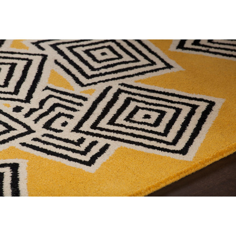 Hand-Tufted Stellar Black Wool Rectangular Rug 5' x 7'