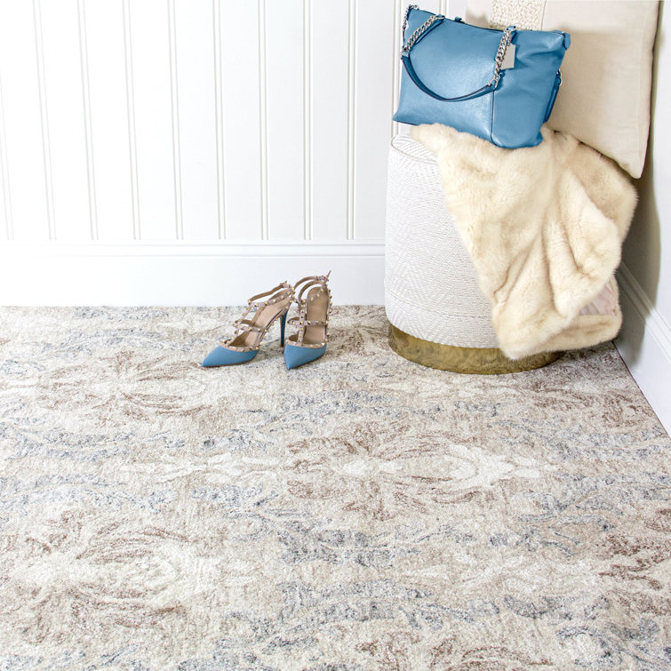 Gray and Beige Hand-Tufted Wool and Viscose 4' x 6' Area Rug