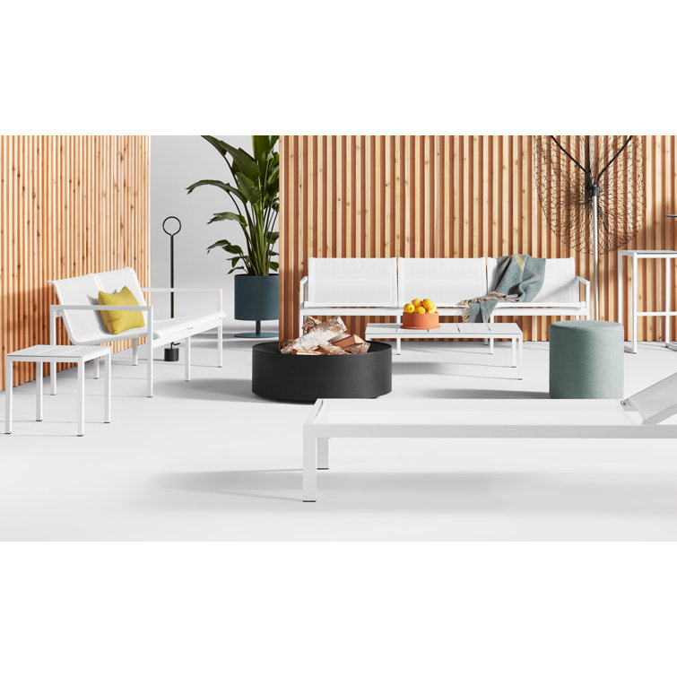 White Powder-Coated Aluminum Outdoor Coffee Table
