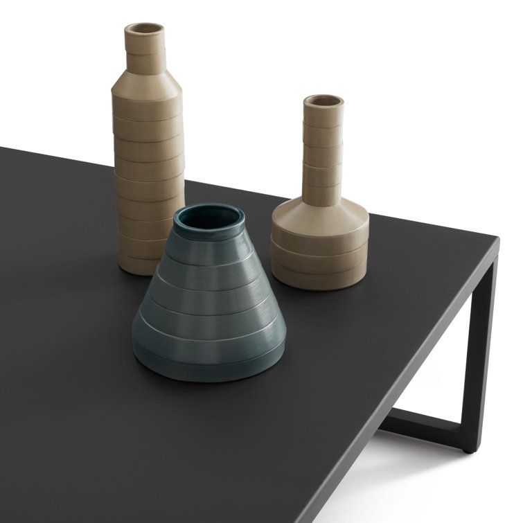 Strut 20'' Carbon Metal Outdoor Coffee Table
