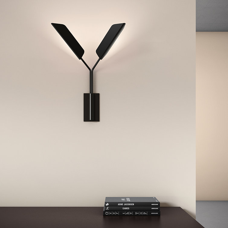Satin White Leaf Aluminum LED Dimmable Wall Sconce