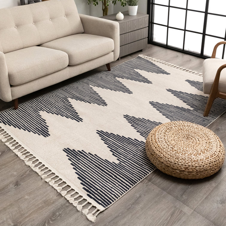 Ivory Geometric Flatweave Synthetic 5' x 7' Area Rug