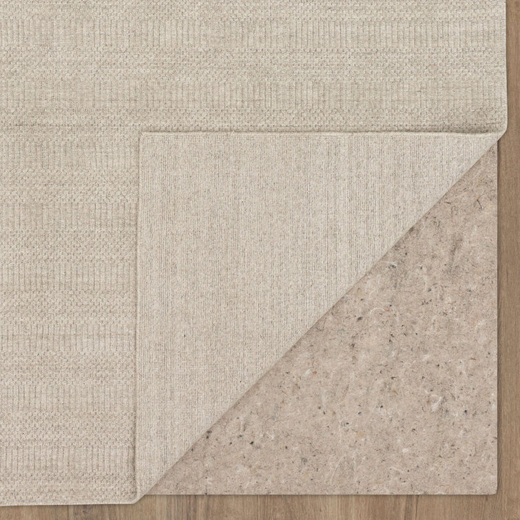 Sophisticated Silver 6'x9' Hand-Loomed Wool Blend Area Rug