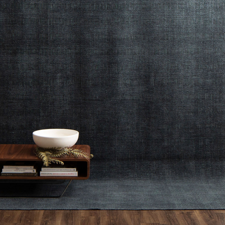Charcoal Elegance 8' x 10' Hand-Loomed Wool Area Rug