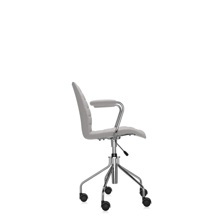 Maui Soft Trevira Beige Chrome Swivel Armchair by Vico Magistretti