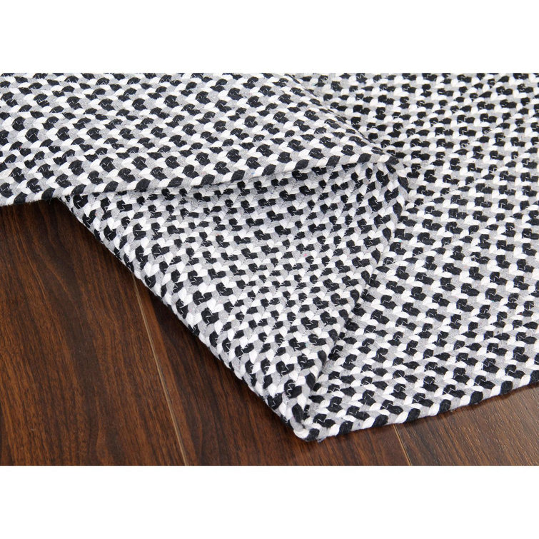 Handmade Oval Black and White Cotton Braided Area Rug