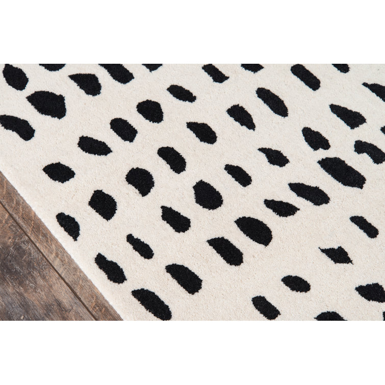 Ivory and Black Wool Geometric 8' x 10' Area Rug