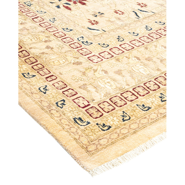 Sunny Traditions 6' x 9' Hand-Knotted Wool Area Rug in Yellow