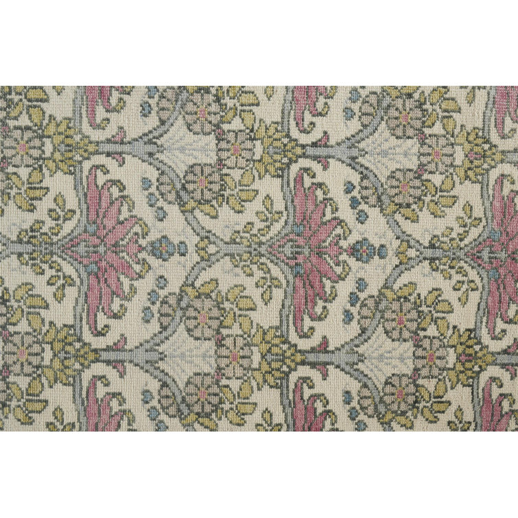Gray and Pink Hand-Knotted Wool 3'6" x 5'6" Area Rug