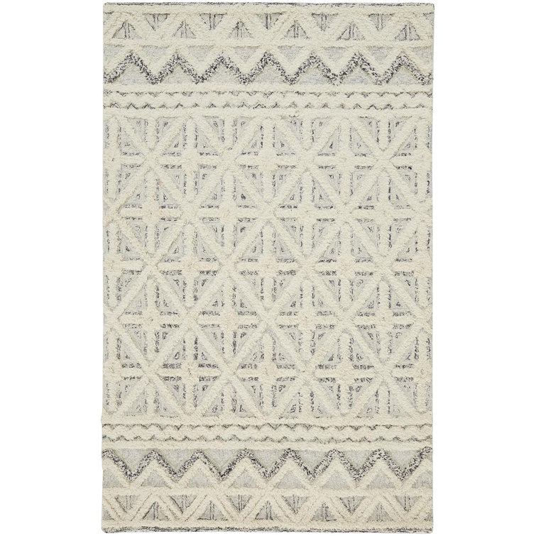 Ivory and Beige Geometric Wool 5' x 8' Area Rug