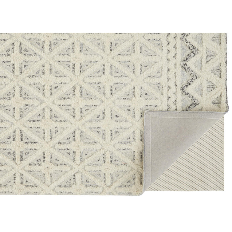 Ivory and Beige Geometric Wool 5' x 8' Area Rug