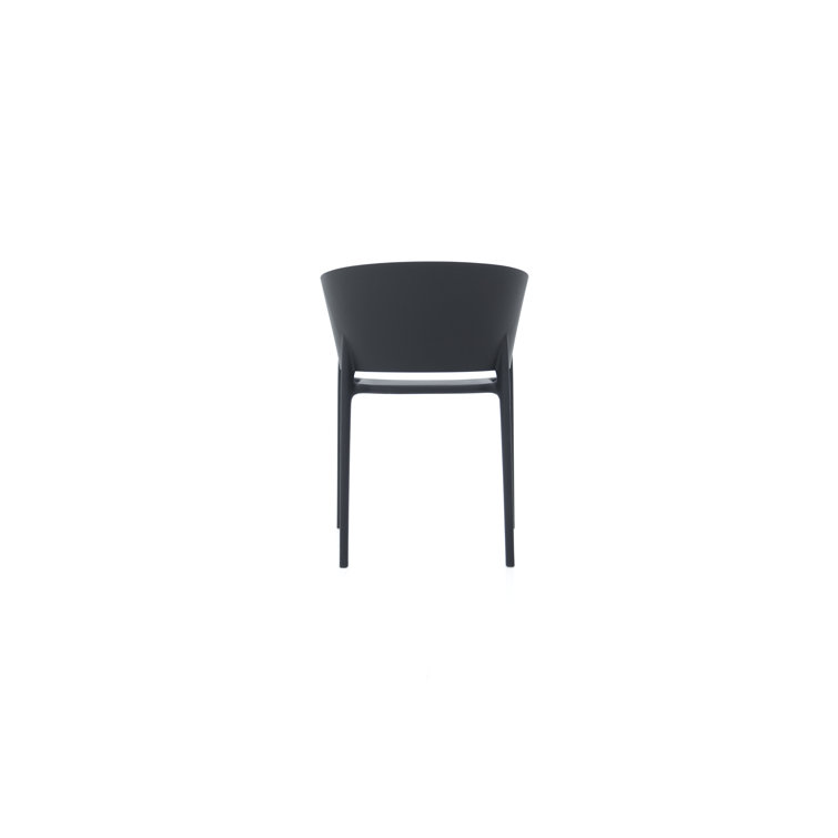 Elegantly Curved Matte Black Polypropylene Dining Chair by Eugeni Quitllet