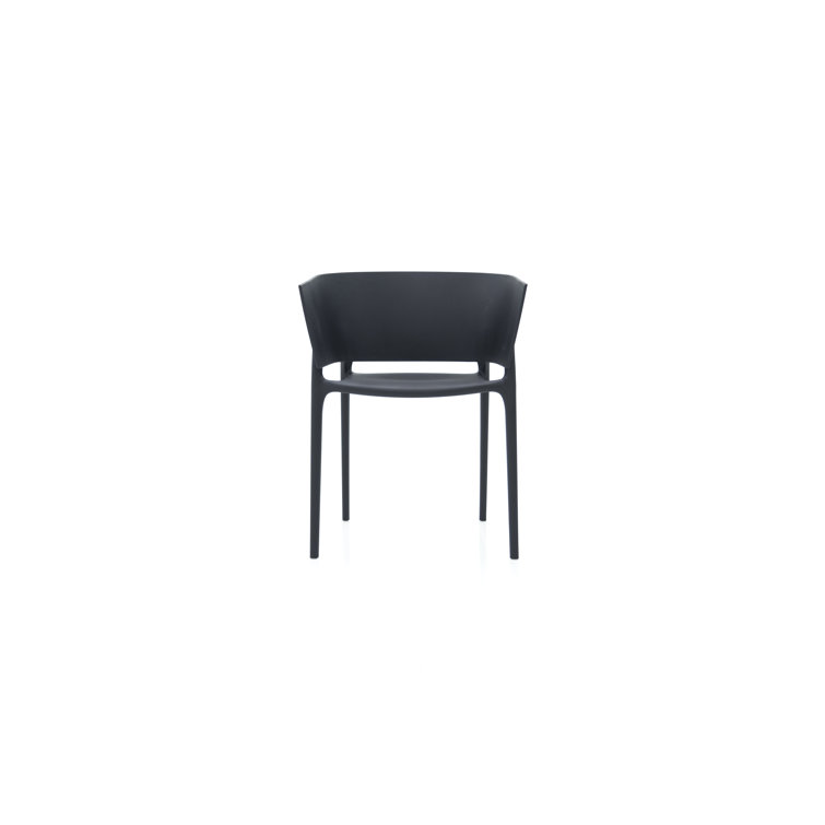 Elegantly Curved Matte Black Polypropylene Dining Chair by Eugeni Quitllet
