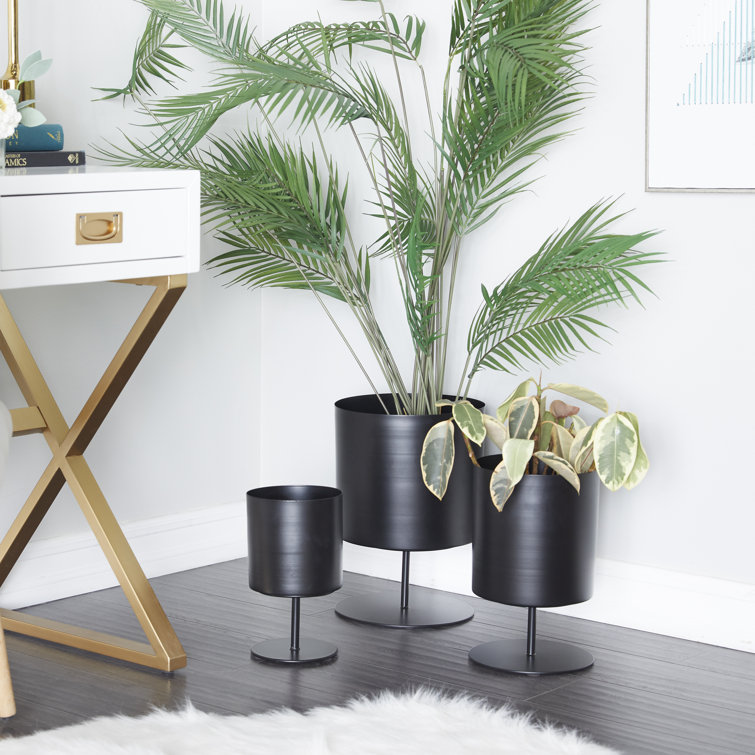 Black Metal Round Indoor Planter Set of 3