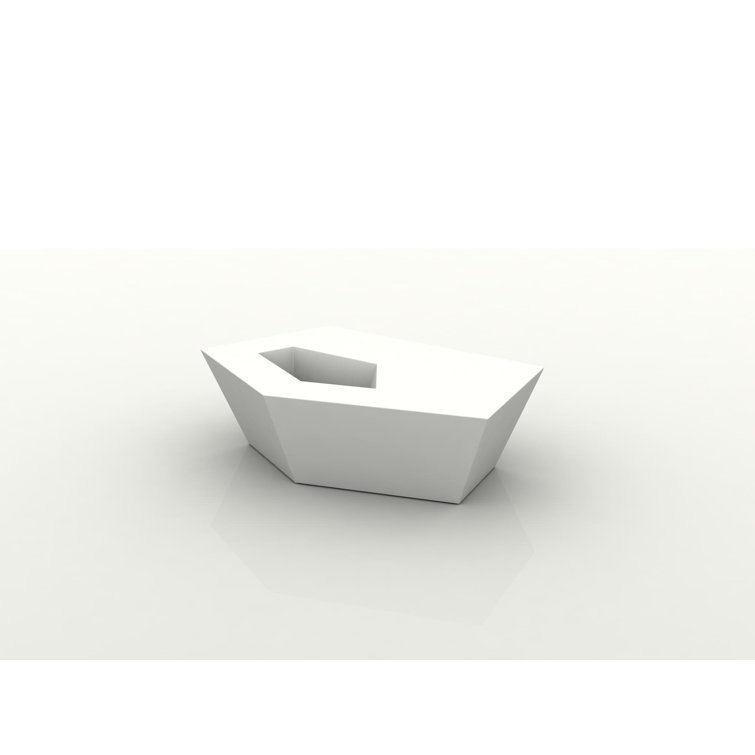 White Matte Polyethylene Hexagonal Outdoor Coffee Table