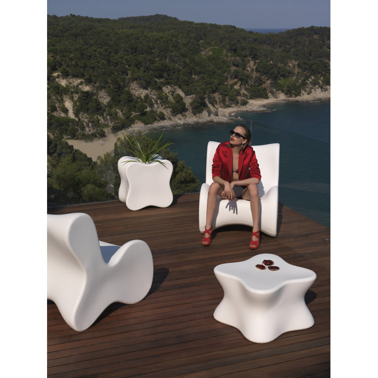 Black Plastic Armless Outdoor Lounge Chair