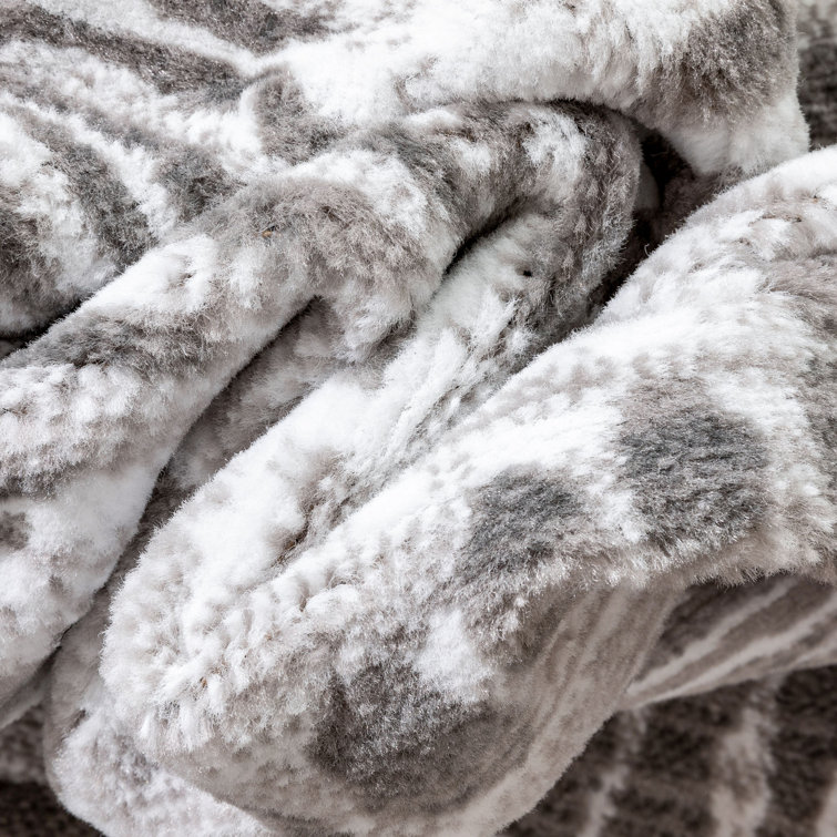 Ivory Grey Reversible Trellis Rectangular Synthetic Area Rug
