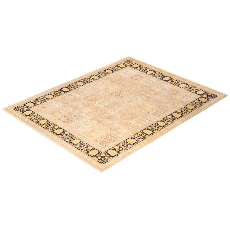 Hand-Knotted Ivory Wool Rectangular Area Rug with Fringe