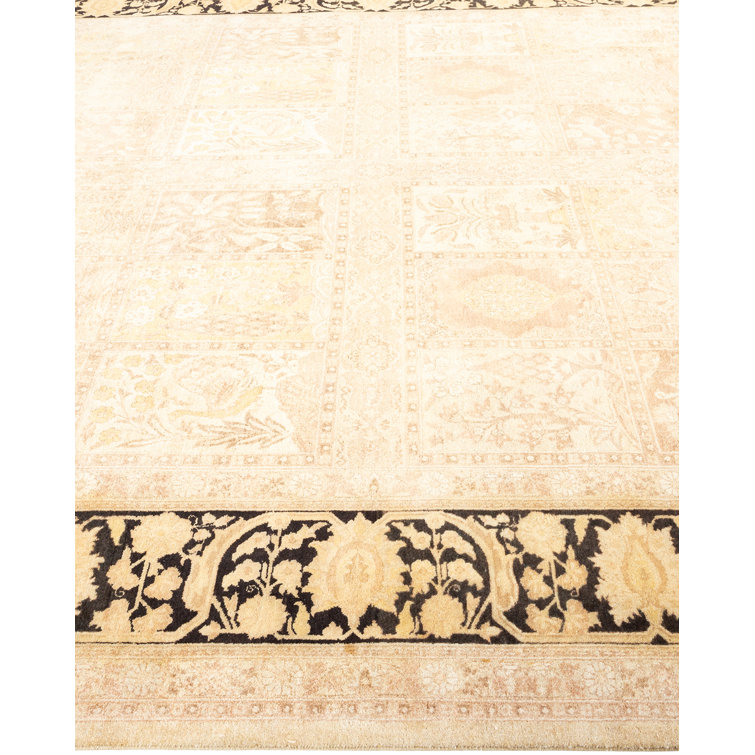 Hand-Knotted Ivory Wool Rectangular Area Rug with Fringe