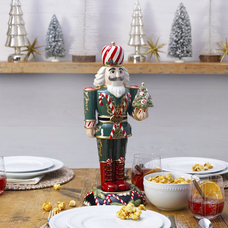 17-Inch Multicolor Earthenware Nutcracker with Tree