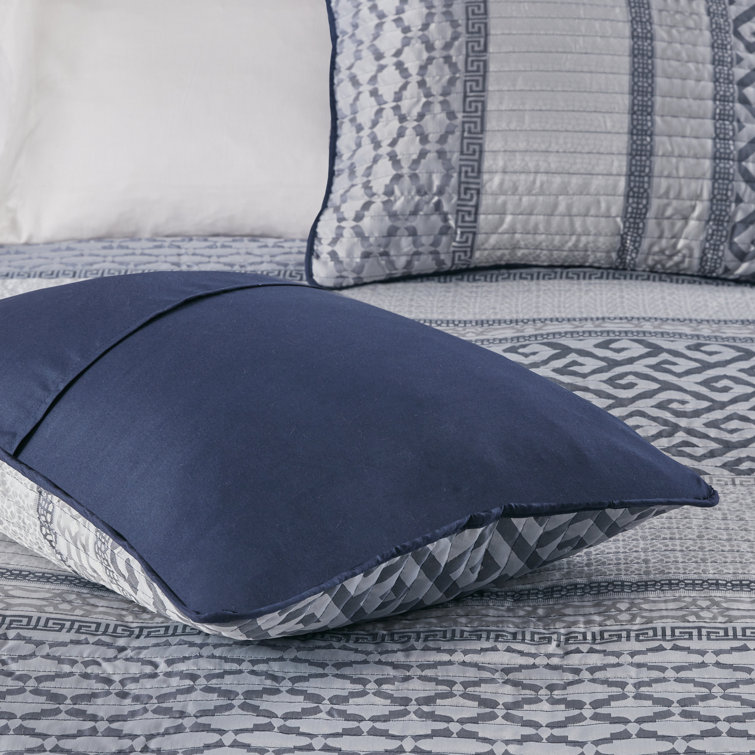 Navy Reversible Microfiber Full Quilt Set with Decorative Pillow
