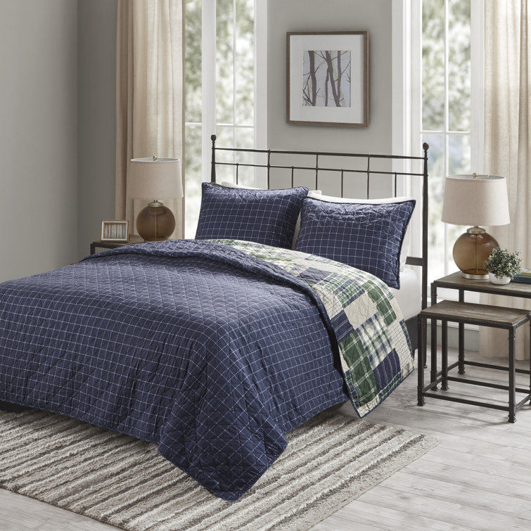 Green and Navy Reversible Microfiber Full Quilt Set