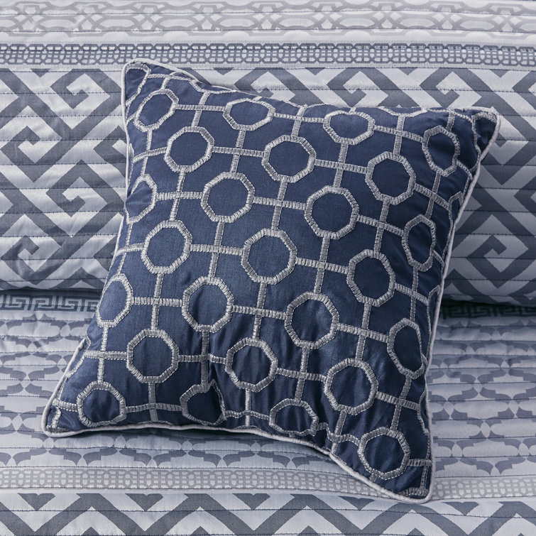 Navy Reversible Microfiber Full Quilt Set with Decorative Pillow