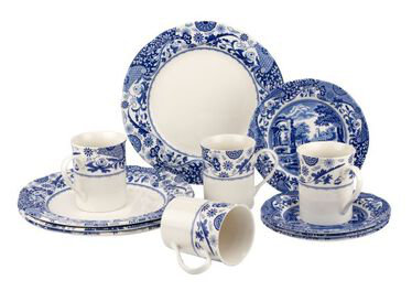 Blue and White Porcelain Floral Motif Dinnerware Set, Service for 4