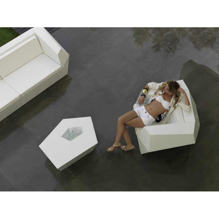 White Matte Polyethylene Hexagonal Outdoor Coffee Table