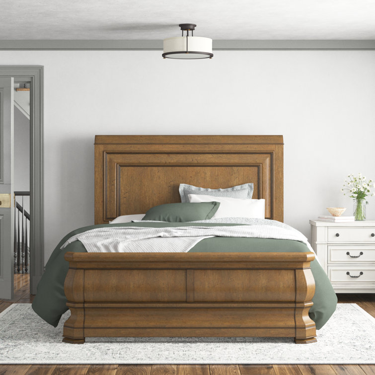 Cognac Brown Wood Queen Sleigh Bed with Headboard