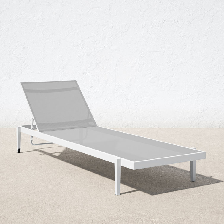 White Aluminum Adjustable Outdoor Chaise Lounge