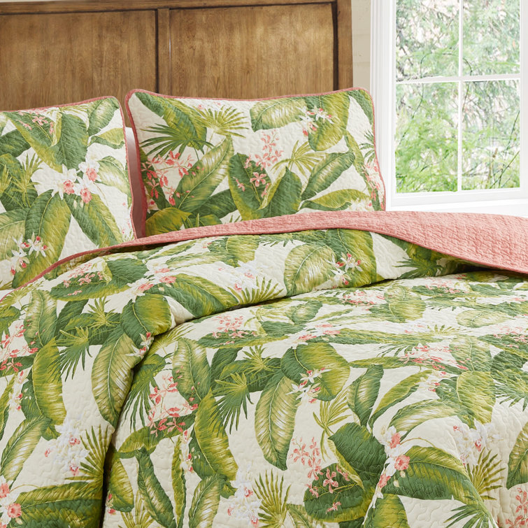 Ecru Cotton Full/Queen Reversible Quilt Set with Palm Leaf Design